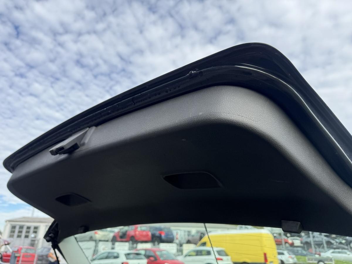 VW Polo 9N3 original Heckklappe mit Heckscheibe LC9Z Black Magic Bj.2006
